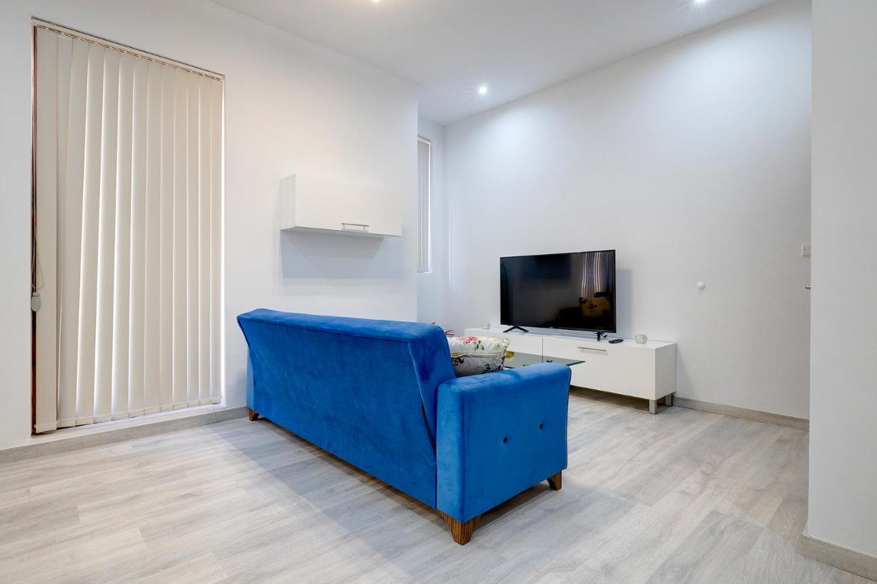 Apartmán Picturesque Sliema Pad Steps From The Seafront Exteriér fotografie